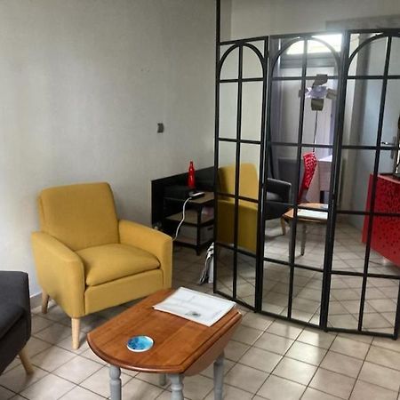 Apartamento Le Petit Lecoy Saumur Exterior foto